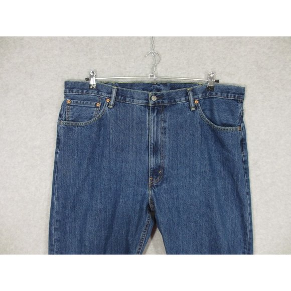 Levi's 505 Men's Jeans Straight Leg High Rise Size 44 x 30 Medium Wash - Picture 2 of 7